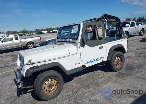 1993 Jeep Wrangler / Yj S z USA, uszkodzony, nr VIN 1J4FY19P3PP259697